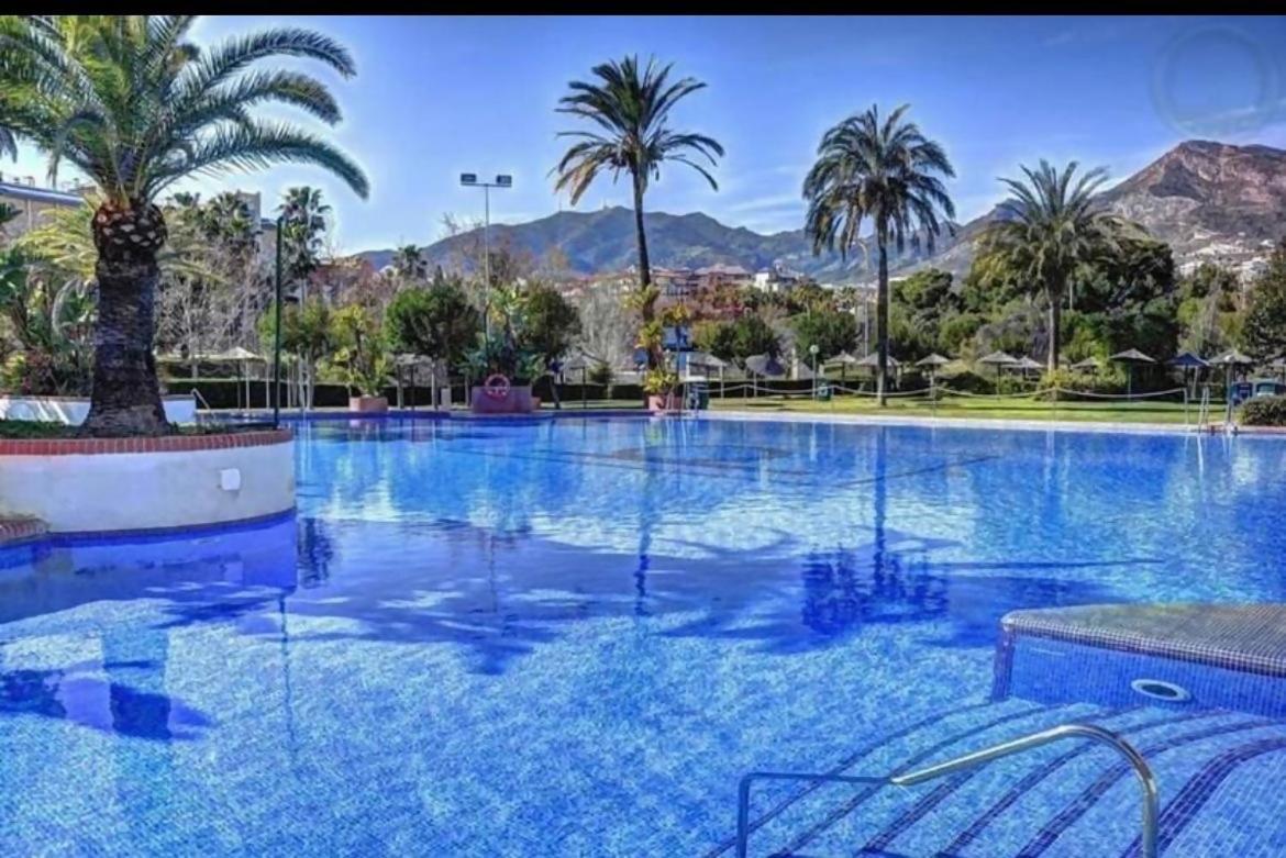 Stefys Beach Apartment Benalmadena Ngoại thất bức ảnh