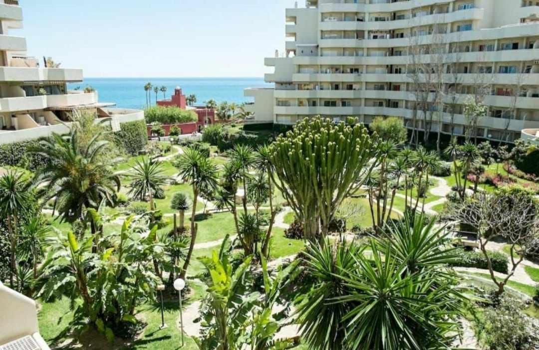 Stefys Beach Apartment Benalmadena Ngoại thất bức ảnh